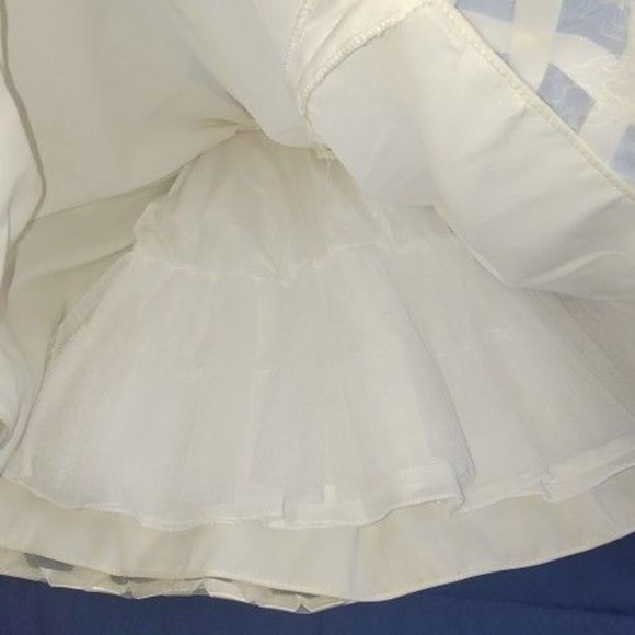 Girls Cinderella Dress New With Tags 4t $25 - Picture 6 of 9